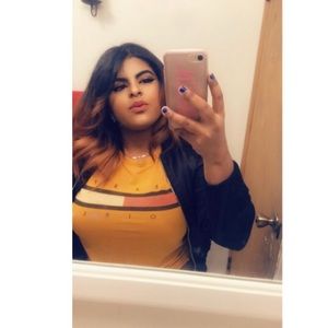 Meet your Posher, Jenyfer